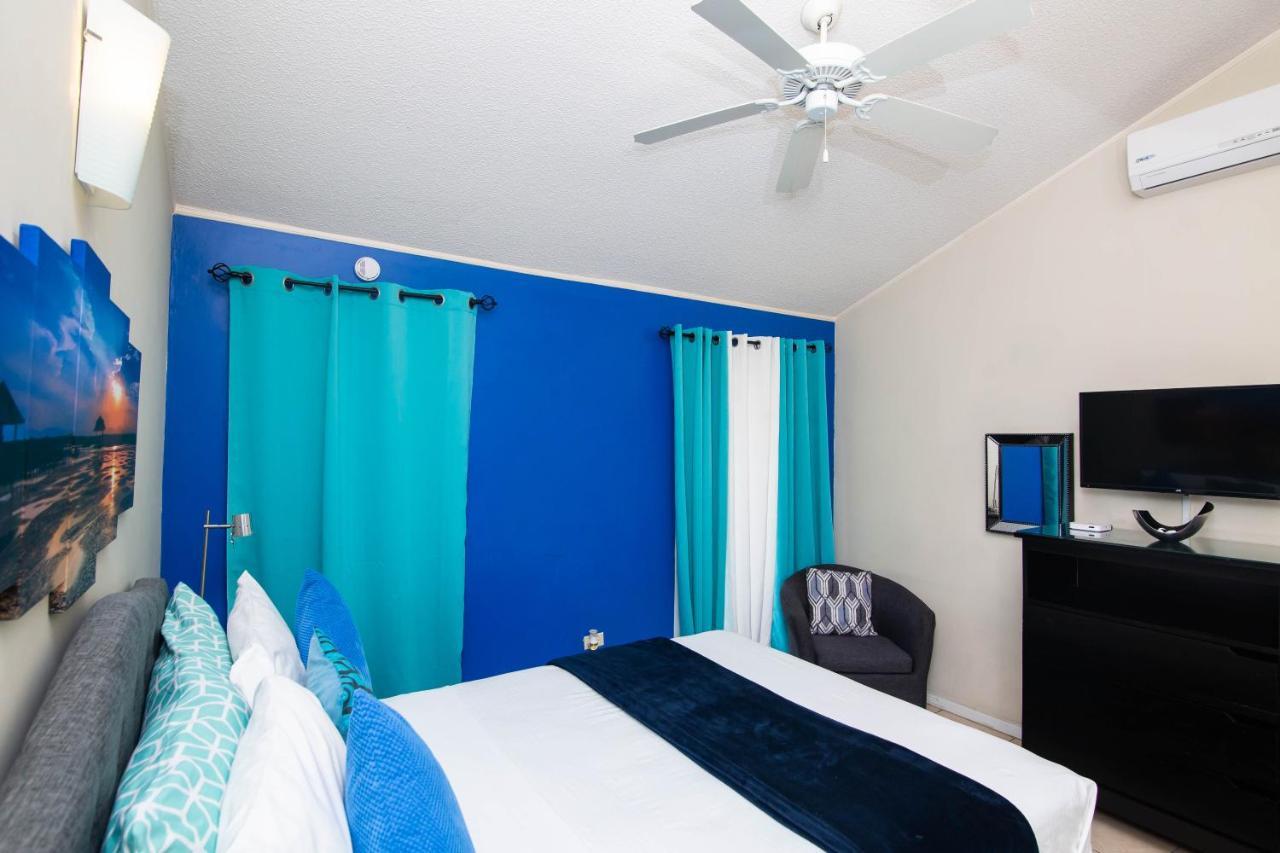 The Oasis I, Portmore Country Club Eksteriør bilde